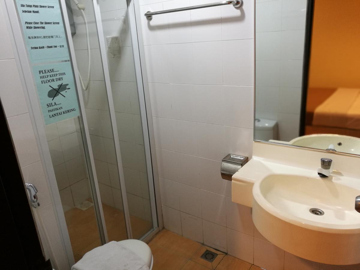 Deluxe Room without Window,887126440:JPEG